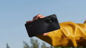 Huawei Nova Y73